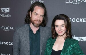 Revisite o divórcio de Caterina Scorsone de Rob Giles após 10 anos de casamento Caterina Scorsone e ER Fightmaster são vistos de mãos dadas após romance na TV