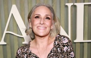 Ricki Lake detalha o facelift impulsivo – e compartilha idéias sobre os resultados Ricki Lake fala sobre como fazer um facelift impulsivo