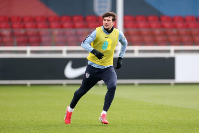 Rio Ferdinand faz questão de 'insulto' sobre Harry Maguire depois que os comentários de Tuchel erram o alvo
