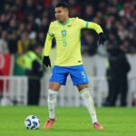 Roberto Carlos diz que Casemiro é bom o suficiente para começar na seleção brasileira vencedora da Copa do Mundo
