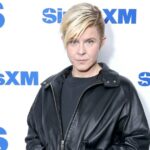 Julia Louis-Dreyfus relembra perda de gravidez ‘devastadora’ quando tinha 28 anos