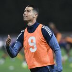 Ronaldo vai para Espanha para reabilitação após lesão no campeonato saudita