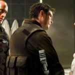 Rosamund Pike diz que seu filme ‘Doom’ de 2005, com Dwayne Johnson, é ‘um dos piores filmes já feitos’ e ‘poderia ter encerrado minha carreira’