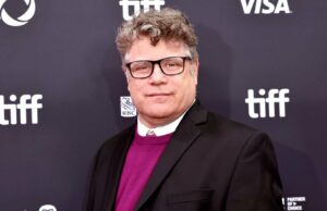 SAG-AFTRA ‘apoia fortemente’ a estrutura de política de IA de Trump, afirma que os membros ‘merecem proteção’ SAG-AFTRA 'apoia fortemente' a estrutura de política de IA de Trump, afirma que os membros 'merecem proteção'