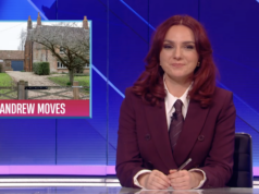 SNL UK assa Andrew Mountbatten-Windsor durante a primeira atualização de fim de semana SNL UK assa Andrew Mountbatten-Windsor durante a primeira atualização de fim de semana