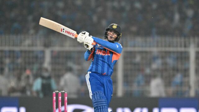 Sahibzada Farhan está na trilha de Abhishek Sharma na classificação ICC T20I
