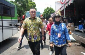 Sambangi Terminal Kalideres, Anggota DPRD DKI Pastikan Kenyamanan Pemudik Sambangi Terminal Kalideres, Anggota DPRD DKI Pastikan Kenyamanan Pemudik