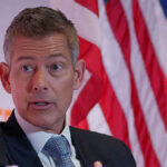 Secretário de Transportes Duffy: Tempos de Espera da TSA 'Vai Ficar Muito Pior'