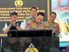 Seguindo as orientações presidenciais, o Chefe da Polícia Nacional inaugura 57 pontes vermelhas e brancas no sul de Sumatra Seguindo as orientações presidenciais, o Chefe da Polícia Nacional inaugura 57 pontes vermelhas e brancas no sul de Sumatra