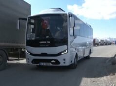 Seleção iraniana de futebol feminino chega em casa Seleção iraniana de futebol feminino chega em casa