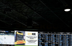 Senado dos EUA aprova projeto de lei bipartidário para proibir apostas esportivas em mercados de previsão como Kalshi e Polymarket Senado dos EUA aprova projeto de lei bipartidário para proibir apostas esportivas em mercados de previsão como Kalshi e Polymarket