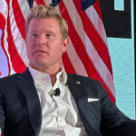 Senador republicano Sheehy: 'Decapitar o regime é o objetivo número um', a guerra 'bastante clara' é por causa da mudança de regime