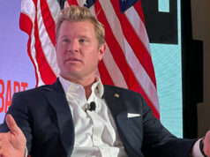 Senador republicano Sheehy: ‘Decapitar o regime é o objetivo número um’, a guerra ‘bastante clara’ é por causa da mudança de regime Senador republicano Sheehy: 'Decapitar o regime é o objetivo número um', a guerra 'bastante clara' é por causa da mudança de regime