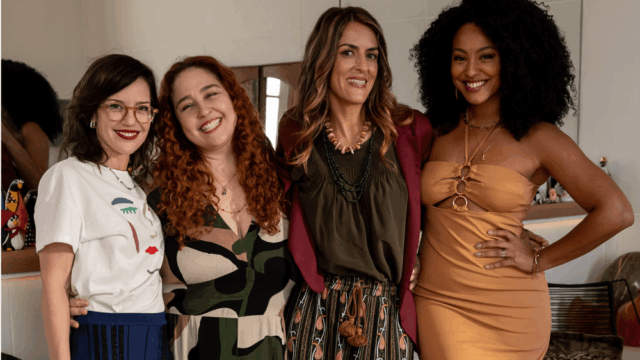 Sensação Literária Brasileira Thalita Rebouças Caneta Primeiro Projeto para TV com ‘Single Juntos’ do Globoplay
