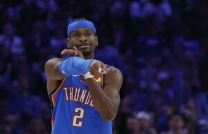 Shai Gilgeous-Alexander bate recorde da NBA com 127º jogo consecutivo de 20 pontos Shai Gilgeous-Alexander bate recorde da NBA com 127º jogo consecutivo de 20 pontos