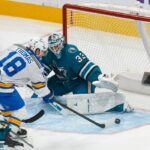 Sharks conseguem ponto na derrota desleixada na prorrogação para o St. Louis Blues