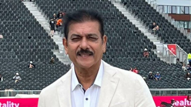 Shastri fala sobre a vaga de Abhishek Sharma na equipe antes do confronto com a Inglaterra
