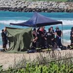 Um homem e uma mulher de 60 anos morreram afogados na praia de Shellharbour na quarta-feira