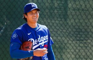 Shohei Ohtani, dos Dodgers, resolve processo sobre projeto habitacional de US$ 240 milhões no Havaí 2169948140 Um mural de 28 pés de Shohei Ohtani e seu cachorro chamariz acaba de ser erguido em Los Angeles
