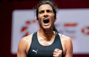 Sindhu descreve a explosão do aeroporto de Dubai como "momento extremamente tenso e assustador" Sindhu descreve a explosão do aeroporto de Dubai como "momento extremamente tenso e assustador"