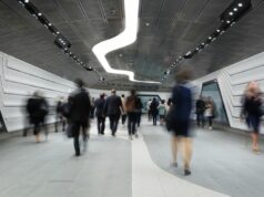 Sindicatos lançam oferta para dar aos australianos uma semana extra de férias anuais Sindicatos lançam oferta para dar aos australianos uma semana extra de férias anuais