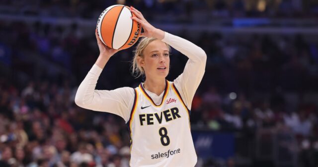 Caitlin Clark perderá o resto da temporada da WNBA após lesão na virilha