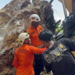 Sopir Ekskavator Tewas Terjepit Batu Longsor di Baubau Berhasil Dievakuasi