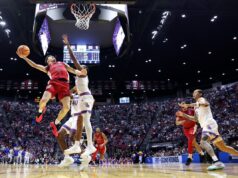 Stan Van Gundy avisa Duke depois que St. John’s vence Kansas em suspense Stan Van Gundy avisa Duke depois que St. John's vence Kansas em suspense