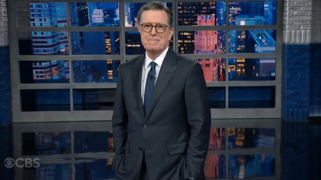 Stephen Colbert se defende dos gemidos do público sobre a mudança abrupta para a guerra no Irã: 'Eu não faço notícia!' | Vídeo
