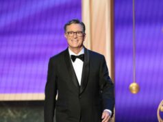 Stephen Colbert vai da madrugada para ‘O Senhor dos Anéis’: apresentador definido para co-escrever o roteiro do novo filme Stephen Colbert vai da madrugada para 'O Senhor dos Anéis': apresentador definido para co-escrever o roteiro do novo filme
