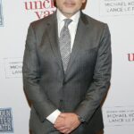 Steve Carell revelou de forma sensacional que seu amigo Paul Rudd o comprometeu a não fazer um teste para seu papel mais lembrado de Michael Scott em The Office; retratado em 2024