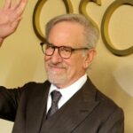 Steven Spielberg diz que está desenvolvendo um filme de faroeste 'de arrasar' e ficou entusiasmado quando Obama disse que os alienígenas são reais: 'Isso é tão bom para o “Dia da Divulgação”'