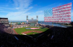 ‘Straight chills’ como hino emocional entregue na estreia em casa do Giants 'Straight chills' como hino emocional entregue na estreia em casa do Giants