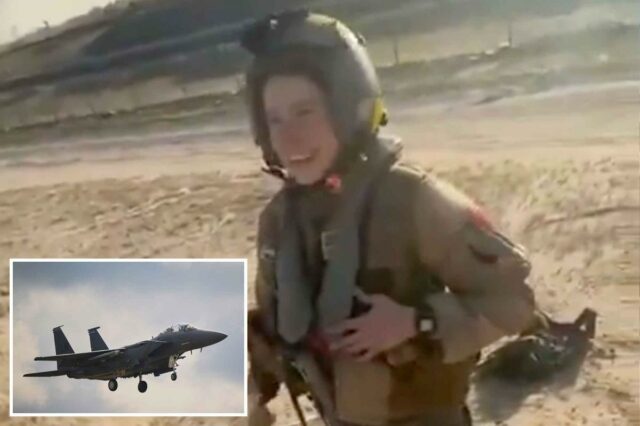 Suposto vídeo parece mostrar kuwaitianos agradecendo ao piloto americano abatido Um piloto norte-americano sorridente, de uniforme e capacete, está em uma área arenosa e desértica, com estruturas industriais ao fundo.