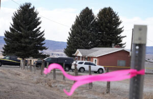 Suspeito do assassinato de três mulheres em Utah foi libertado por roubo em Iowa e acusações de caça Yahoo news home