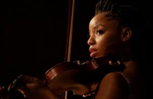 Suspense psicológico de Malcolm D. Lee, ‘Strung’, estrelado por Chloe Bailey, para abrir a edição de 30 anos do American Black Film Festival (EXCLUSIVO) Suspense psicológico de Malcolm D. Lee, 'Strung', estrelado por Chloe Bailey, para abrir a edição de 30 anos do American Black Film Festival (EXCLUSIVO)