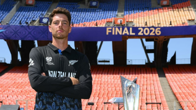 T20 WC 2026: Mitchell Santner vence o sorteio e decide T20 WC 2026: Mitchell Santner vence o sorteio e decide lançar primeiro contra o Team India