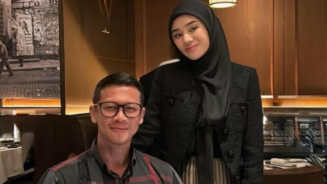 TERPOPULER: Clara Shinta Unggah Foto VCS Suami Hingga Perfil Muhammad Alexander Assad Diduga Selingkuh
