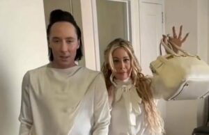Tara Lipinski e Johnny Weir, dos traidores, revelam como conseguiram combinar Birkin Os traidores Johnny Weir e Tara Lipinski revelam como conseguiram bolsas Birkin combinando
