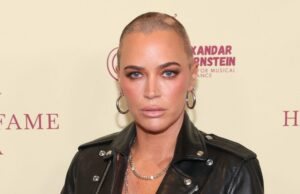 Teddi Mellencamp revela que foi hospitalizada com ‘feridas por todo o corpo’ GettyImages-2214434584 Teddi Mellencamp hospitalizado por feridas em todo o corpo
