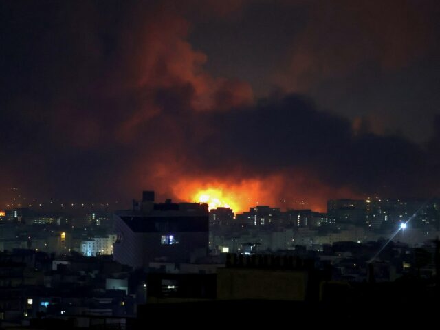 Teerã atacou na segunda semana da guerra EUA-Israel, Irã tem como alvo Israel
