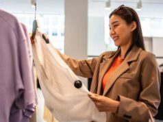 Tendência do mercado de arte do Ramadã, torna-se um lugar para os jovens voltarem para casa Tendência do mercado de arte do Ramadã, torna-se um lugar para os jovens voltarem para casa