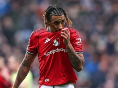 ‘Tentando lutar muitas lutas’: Rio Ferdinand alerta o talento do Man Utd sobre um mau hábito que o está impedindo agora 'Tentando lutar muitas lutas': Rio Ferdinand alerta o talento do Man Utd sobre um mau hábito que o está impedindo agora