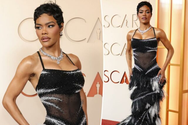 Teyana Taylor deixa seu abdômen brincar de esconde-esconde em penas pretas e brancas no tapete vermelho do Oscar 2026

