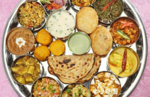 Thali não vegetariano caseiro ficou 3% mais barato em fevereiro Thali não vegetariano caseiro ficou 3% mais barato em fevereiro