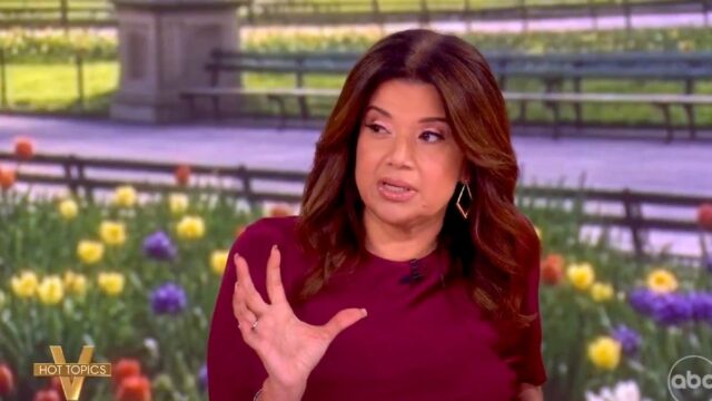 'The View' apresenta celebração 'irritante' de Shred Trump pela morte de Robert Mueller: 'É quando ele atinge o fundo do poço' | Vídeo
