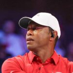 Tiger Woods é preso no local do acidente por suspeita de DUI, diz o xerife