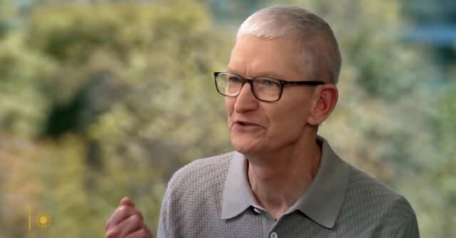 Tim Cook diz que a Apple aos 50 anos está 'em uma festa de um só' que não pode ser replicada
