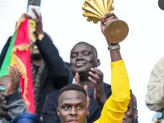 Timnas Senegal Melawan! Tetap Pamer Trofi Piala Afrika 2025 di Stade de France Masculino Gelar Dicabut Timnas Senegal Melawan! Tetap Pamer Trofi Piala Afrika 2025 di Stade de France Masculino Gelar Dicabut