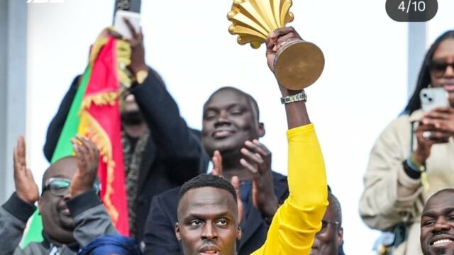 Timnas Senegal Melawan! Tetap Pamer Trofi Piala Afrika 2025 di Timnas Senegal Melawan! Tetap Pamer Trofi Piala Afrika 2025 di Stade de France Masculino Gelar Dicabut